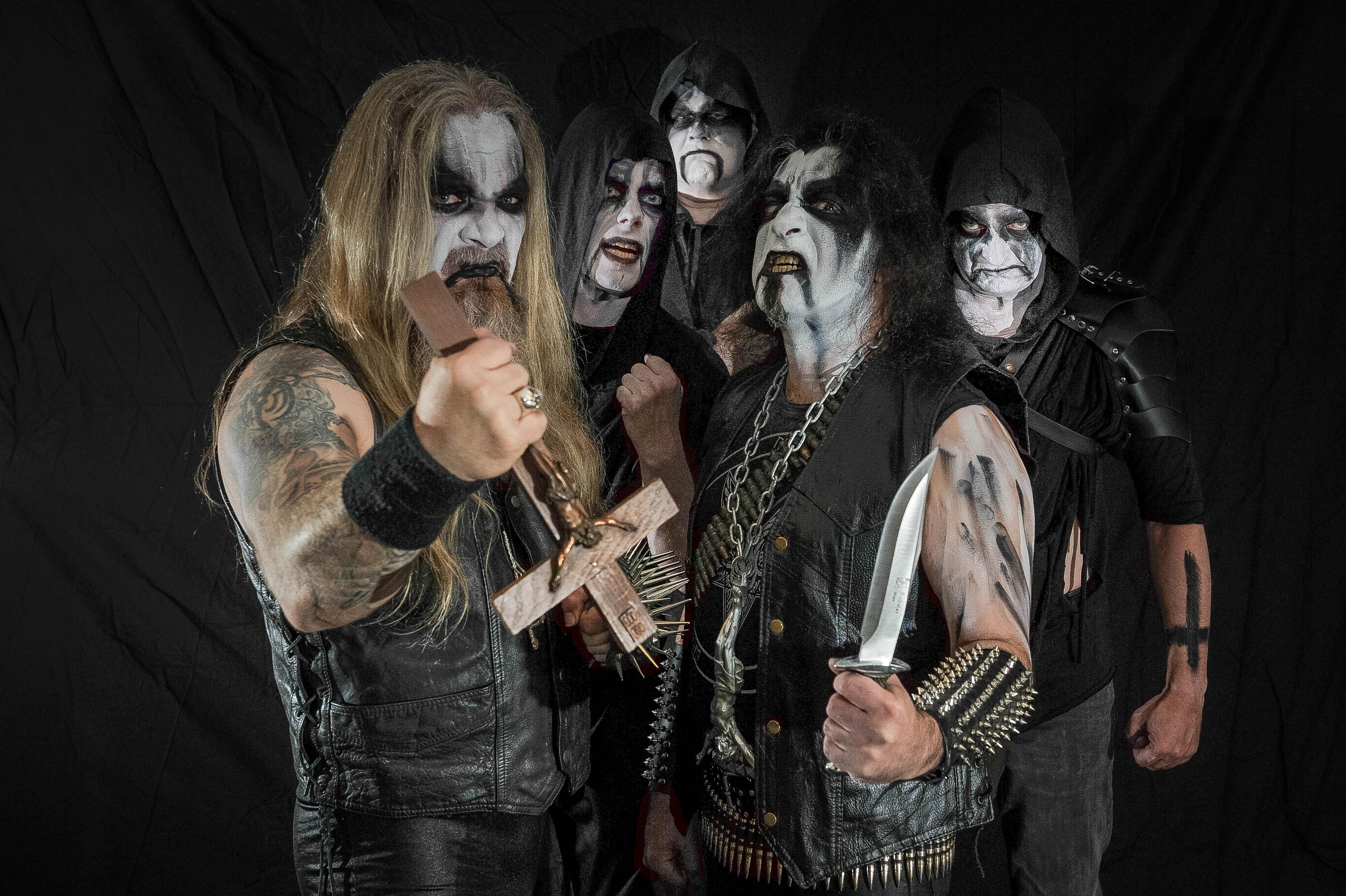 Embraced by Darkness veröffentlichen neue Single „Darkness Awaits“ Bild Embraced by Darkness veröffentlichen neue Single „Darkness Awaits“ Screenshot Embraced by Darkness veröffentlichen neue Single „Darkness Awaits“ Foto