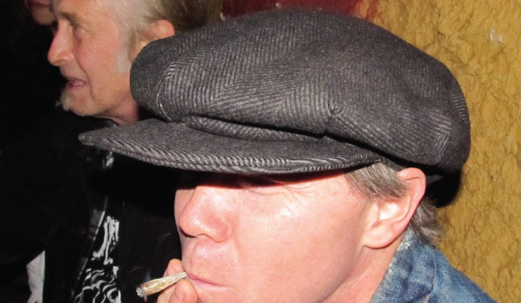 Larry Mullins & Mike Watt interpretieren The Stooges’ „We Will Fall“ neu