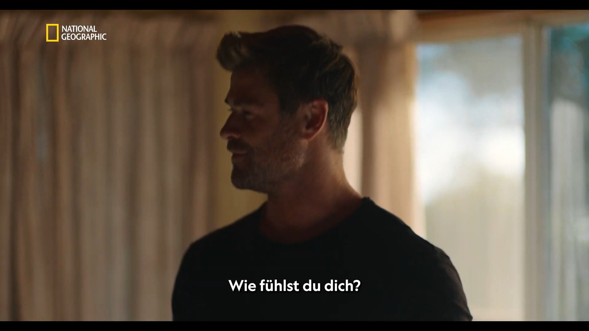 Chris Hemsworth auf emotionaler Reise Bild Chris Hemsworth auf emotionaler Reise Screenshot Chris Hemsworth auf emotionaler Reise Foto