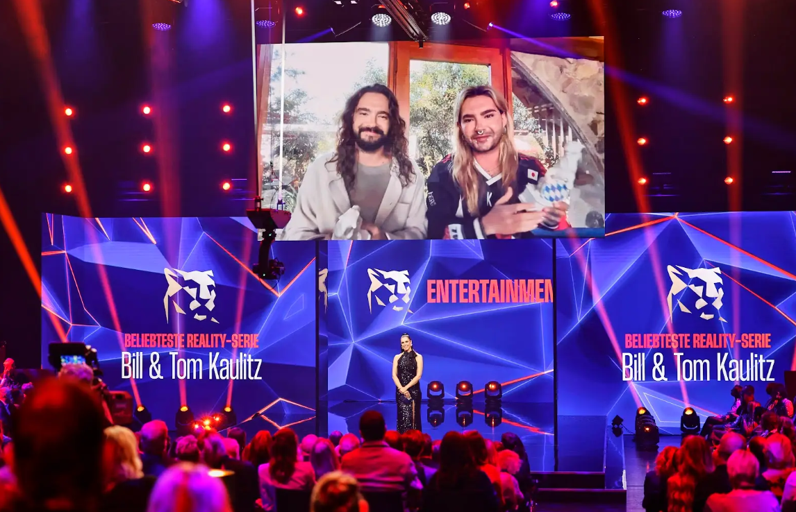 Spielemagazin - Netflix feiert Doppelerfolg beim Blauen Panther Netflix feiert Doppelerfolg beim Blauen Panther