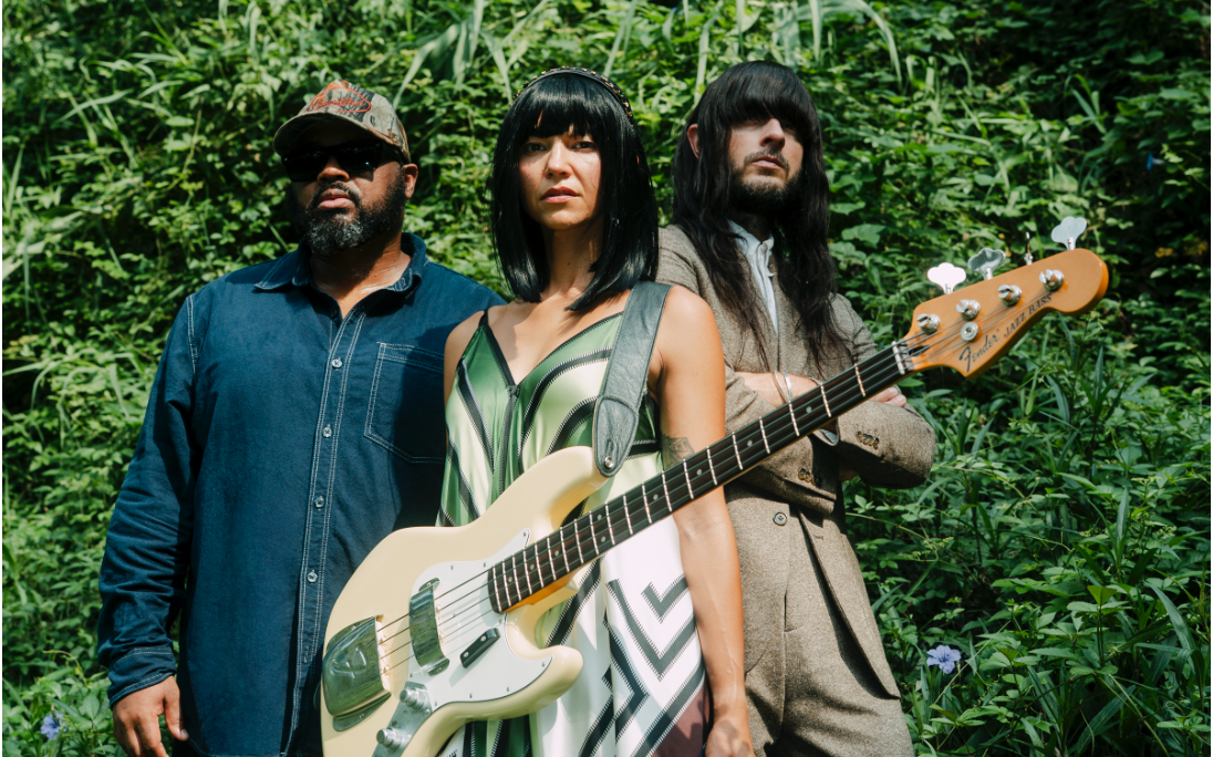 Khruangbin feiern Jubiläum Bild Khruangbin feiern Jubiläum Screenshot Khruangbin feiern Jubiläum Foto