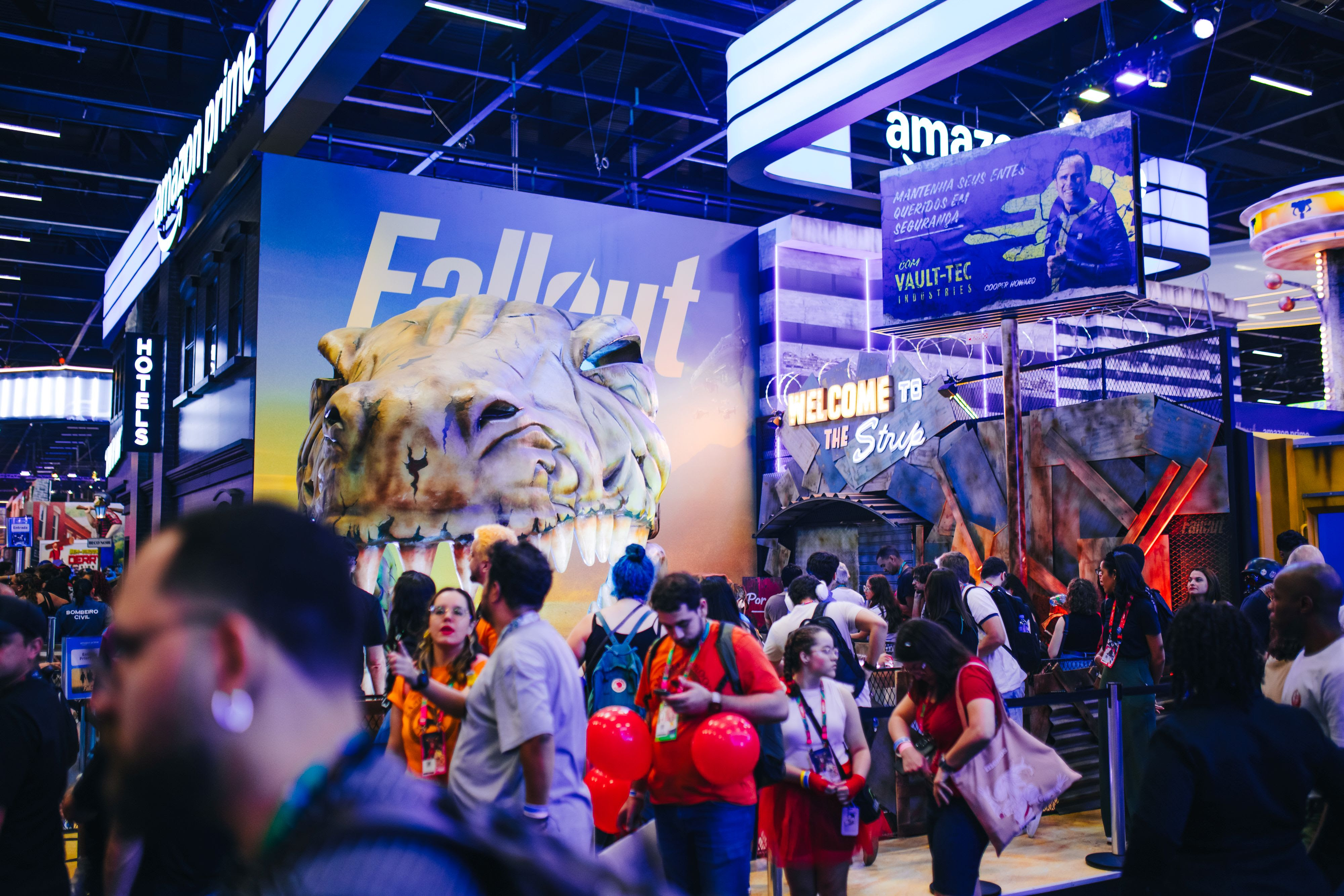 Fallout begeistert Fans auf der Ccxp in São Paulo Bild Fallout begeistert Fans auf der Ccxp in São Paulo Screenshot Fallout begeistert Fans auf der Ccxp in São Paulo Foto