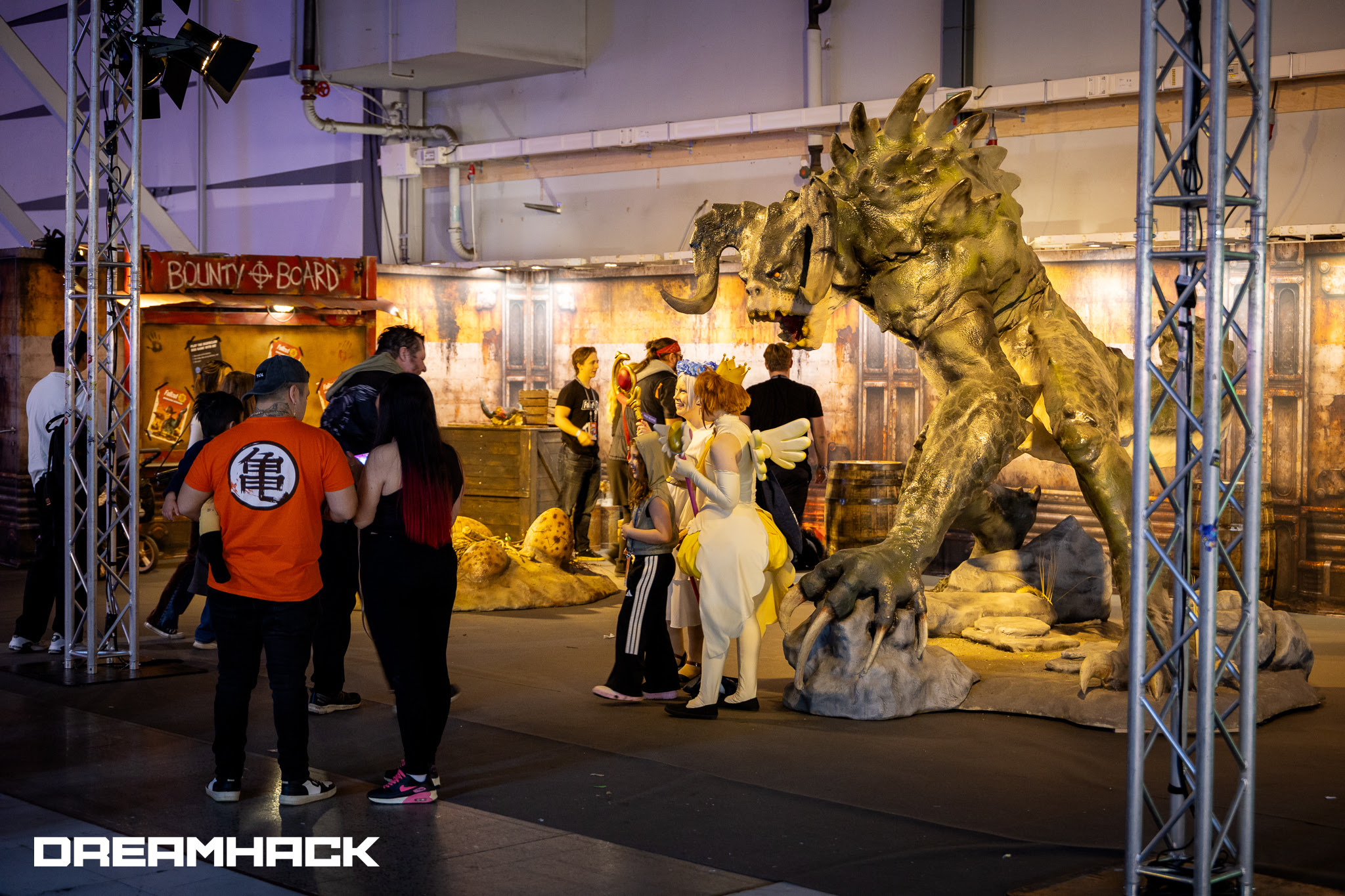 Fallout begeistert Fans auf der Ccxp in São Paulo Bild Fallout begeistert Fans auf der Ccxp in São Paulo Screenshot Fallout begeistert Fans auf der Ccxp in São Paulo Foto