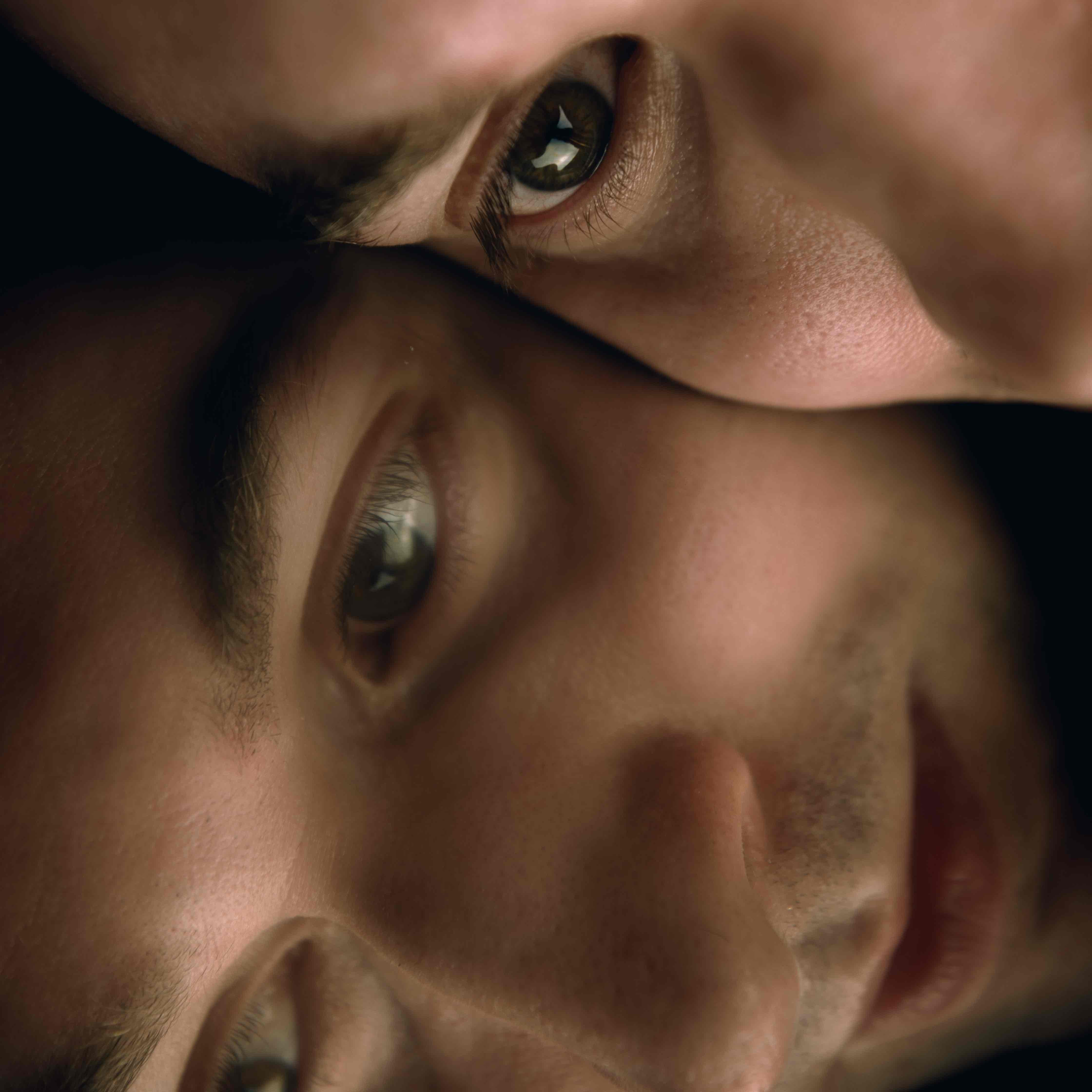 RESTLESS MOSAIC: Drittes Album 'Quality Mirrors' ist da