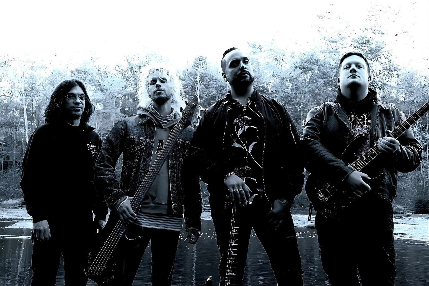 Manuel unterschreibt bei Wormholedeath Records