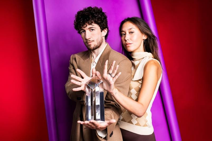 FIRST STEPS Awards 2026: Moderations-Duo und neues Design stehen fest