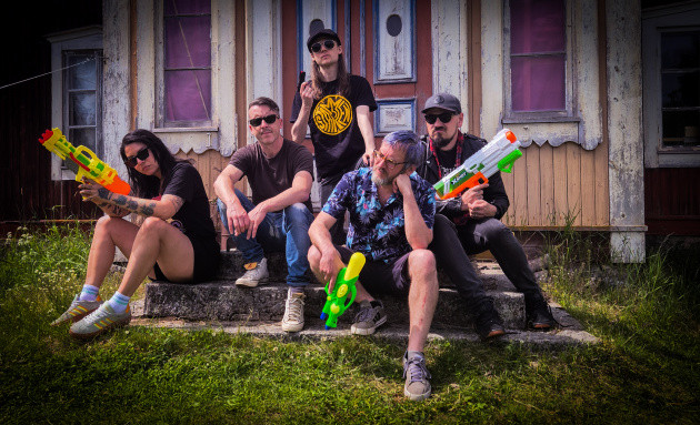 Besvärjelsen zeigen Lyric-Video zu 'Drifters on a Quiet Stream'