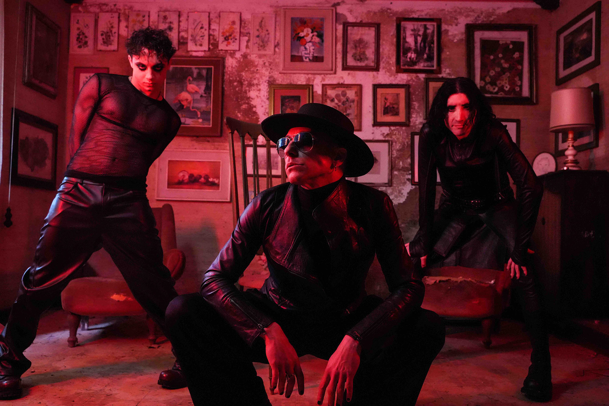 Noir Addiction veröffentlichen Single 'Serve Me Some Crime'