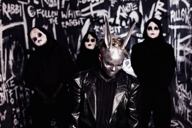 Ghostkid kündigt neues Album „Follow the White Rabbit“ an