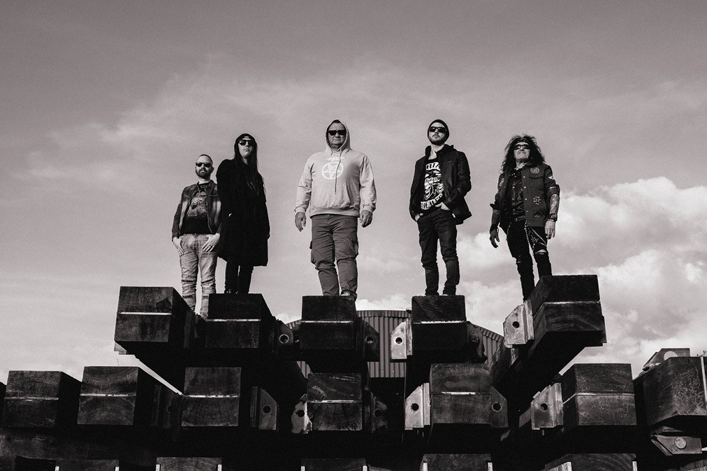 Heavy Metal aus Belgien: Drakkar veröffentlichen Single „Invasion“ Bild Heavy Metal aus Belgien: Drakkar veröffentlichen Single „Invasion“ Screenshot Heavy Metal aus Belgien: Drakkar veröffentlichen Single „Invasion“ Foto