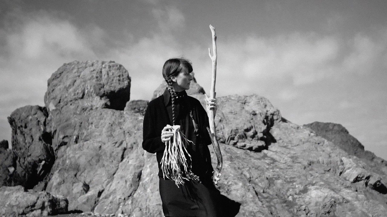 Penelope Trappes kündigt Remix-Album an