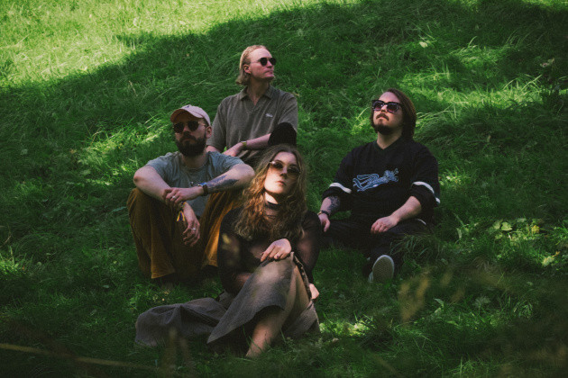 Waste a Saint: Neues Album „...And It’s Evergreen“ da Bild Waste a Saint: Neues Album „...And It’s Evergreen“ da Screenshot Waste a Saint: Neues Album „...And It’s Evergreen“ da Foto