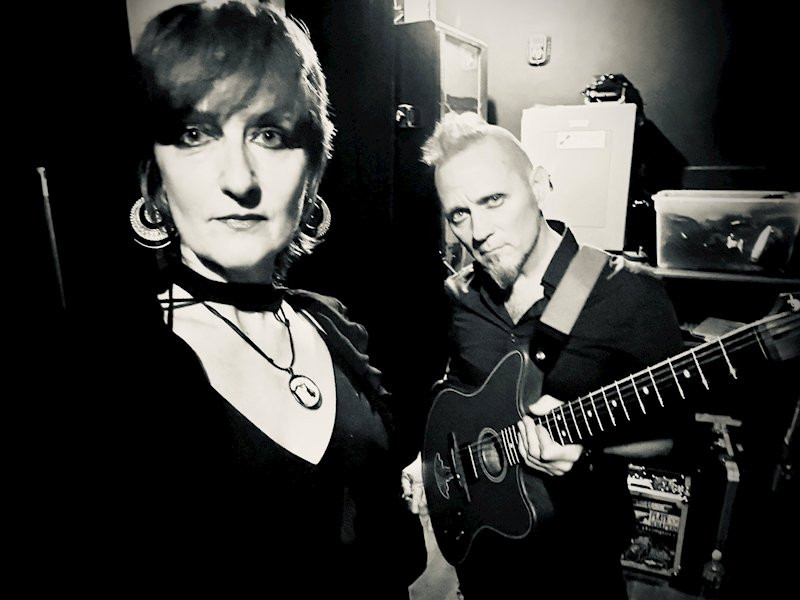 Frenchy and the Punk kündigen neue Single und Tour an