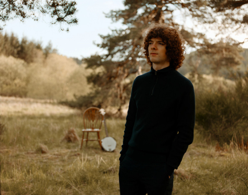 Dylan John Thomas kündigt zweites Album Nothing Here Worth Taking an Bild Dylan John Thomas kündigt zweites Album Nothing Here Worth Taking an Screenshot Dylan John Thomas kündigt zweites Album Nothing Here Worth Taking an Foto