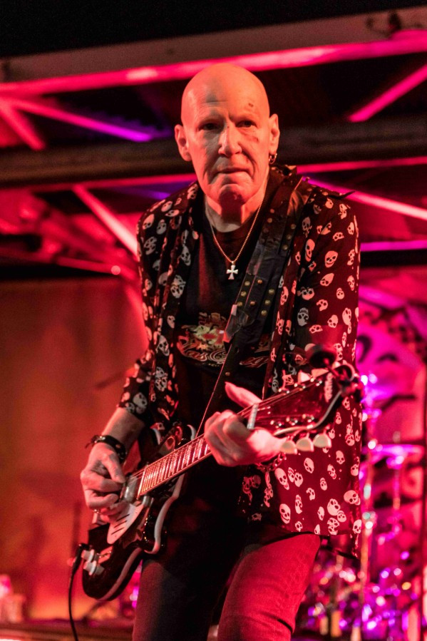 Punk-Pionier Cheetah Chrome im Alter von 71 Jahren gestorben