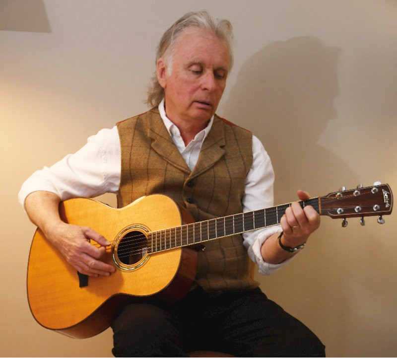 XTC-Legende Colin Moulding veröffentlicht neue EP 'Want It Bad'