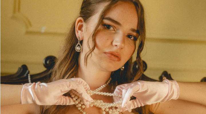 Julia Meladin veröffentlicht neue Single 