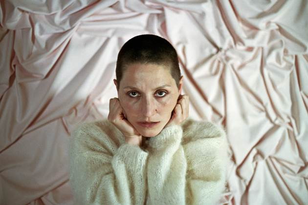 Cate Le Bon kündigt neues Album „Michelangelo Dying“ an Bild Cate Le Bon kündigt neues Album „Michelangelo Dying“ an Screenshot Cate Le Bon kündigt neues Album „Michelangelo Dying“ an Foto