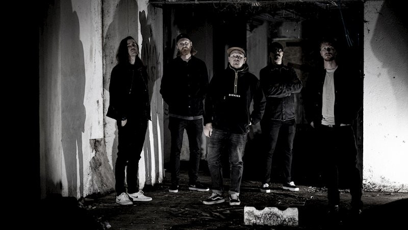 Korrupt kündigen neues Album 'The Weight We Carry' an