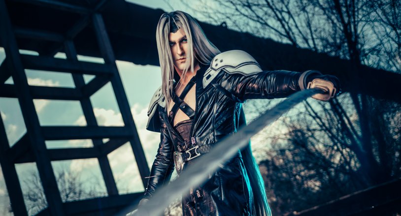 Cosplay: Sebastian über Sephiroth und Leon Kennedy