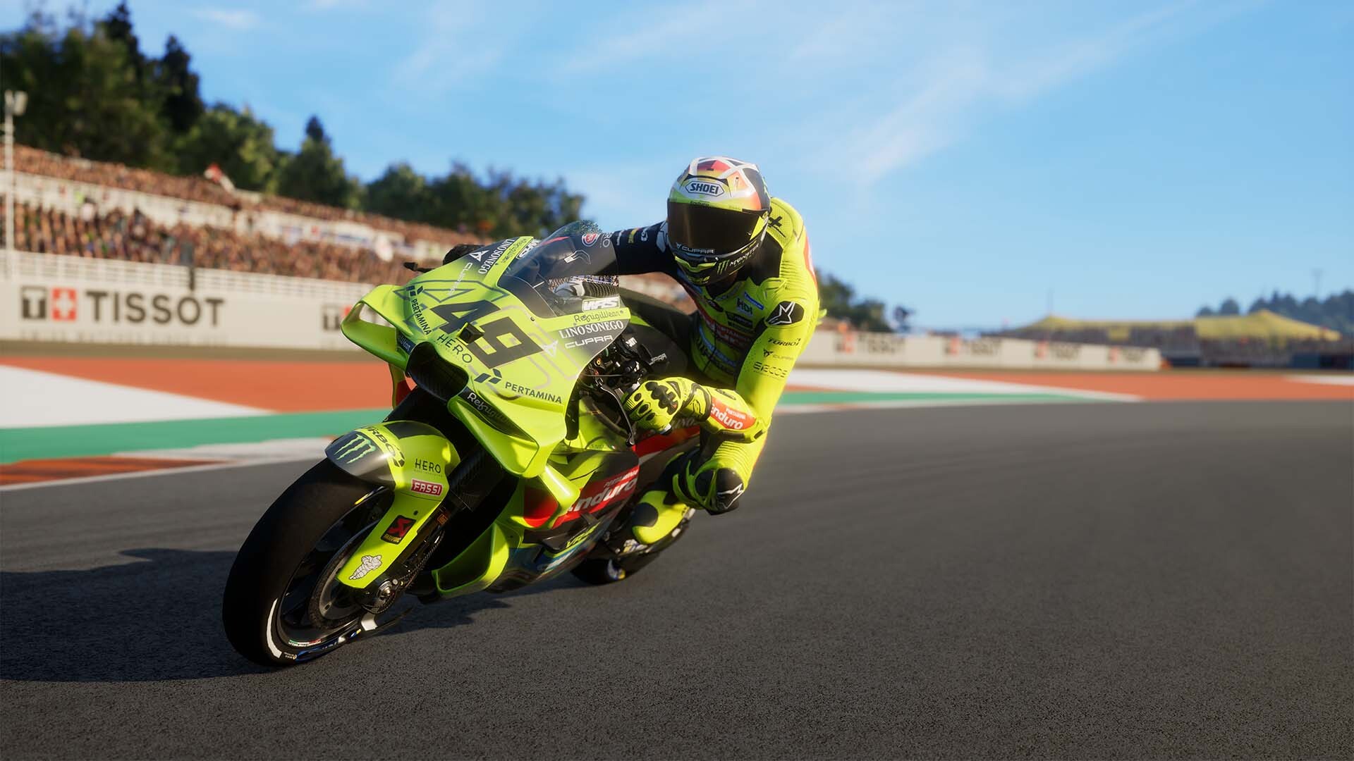 MotoGP 26: Fan-Helm schafft es vom Spiel auf die reale Rennstrecke Screenshot